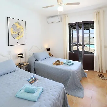 Amalia In Matagorda With Sea And Beach Views *